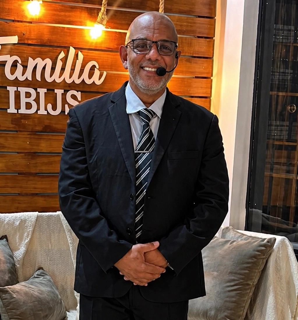 Pastor Presidente Gleucides Araújo